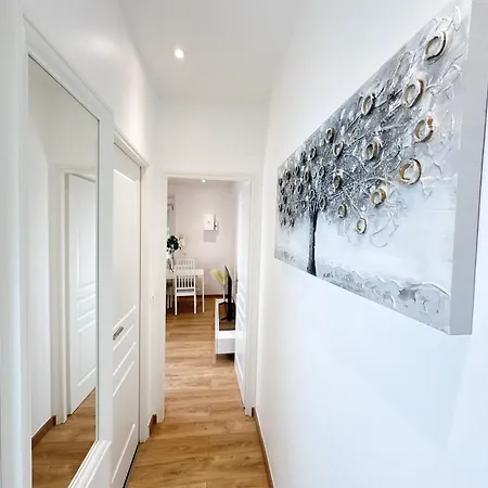 Cosy Proche Paris Apartment